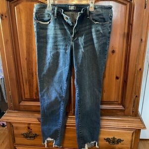 Abercrombie Harper Low Rise Ankle Jean